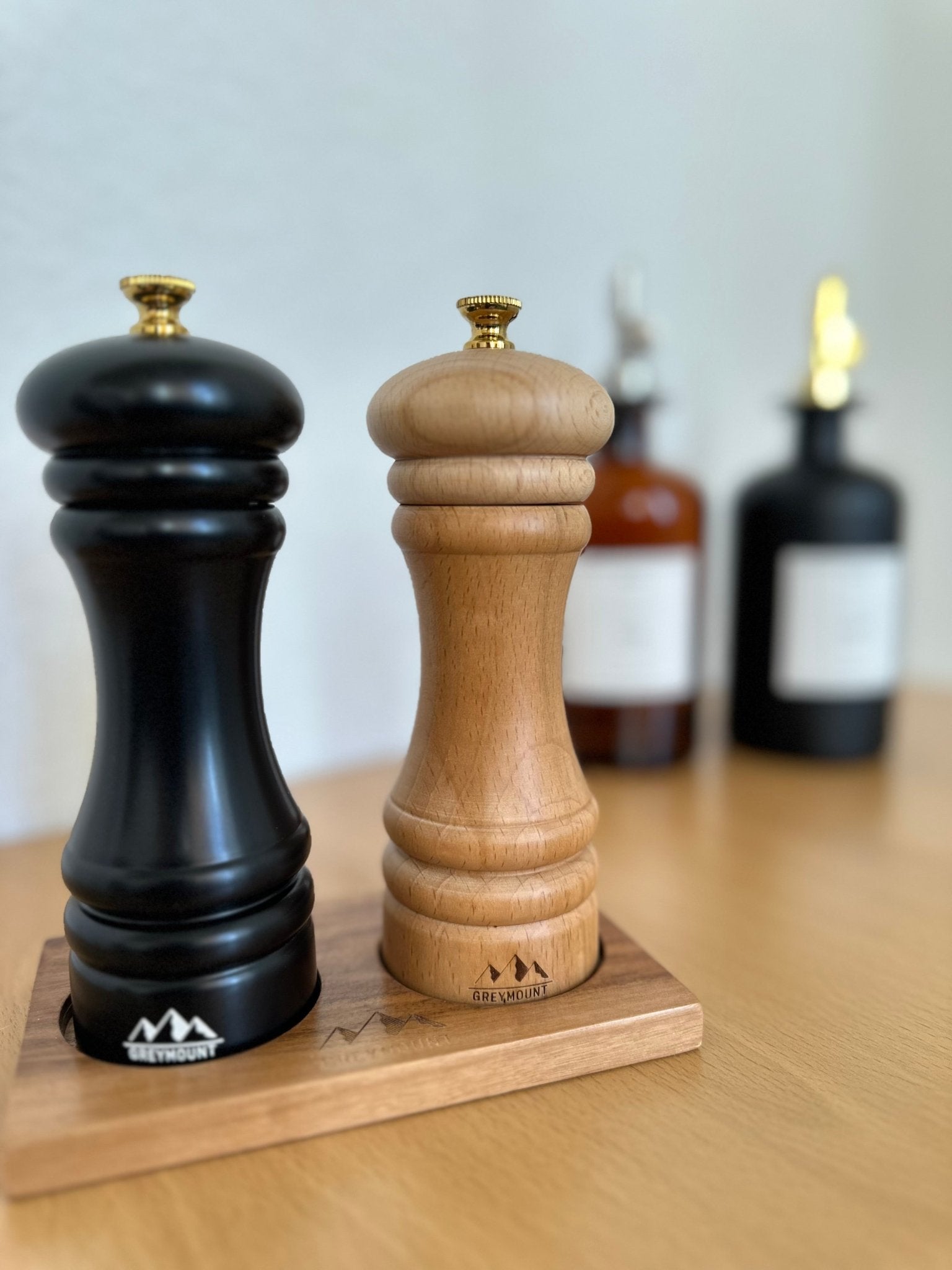 Untersetzer aus Holz - Perfekter Halt für Gewürzmühlen - Greymount