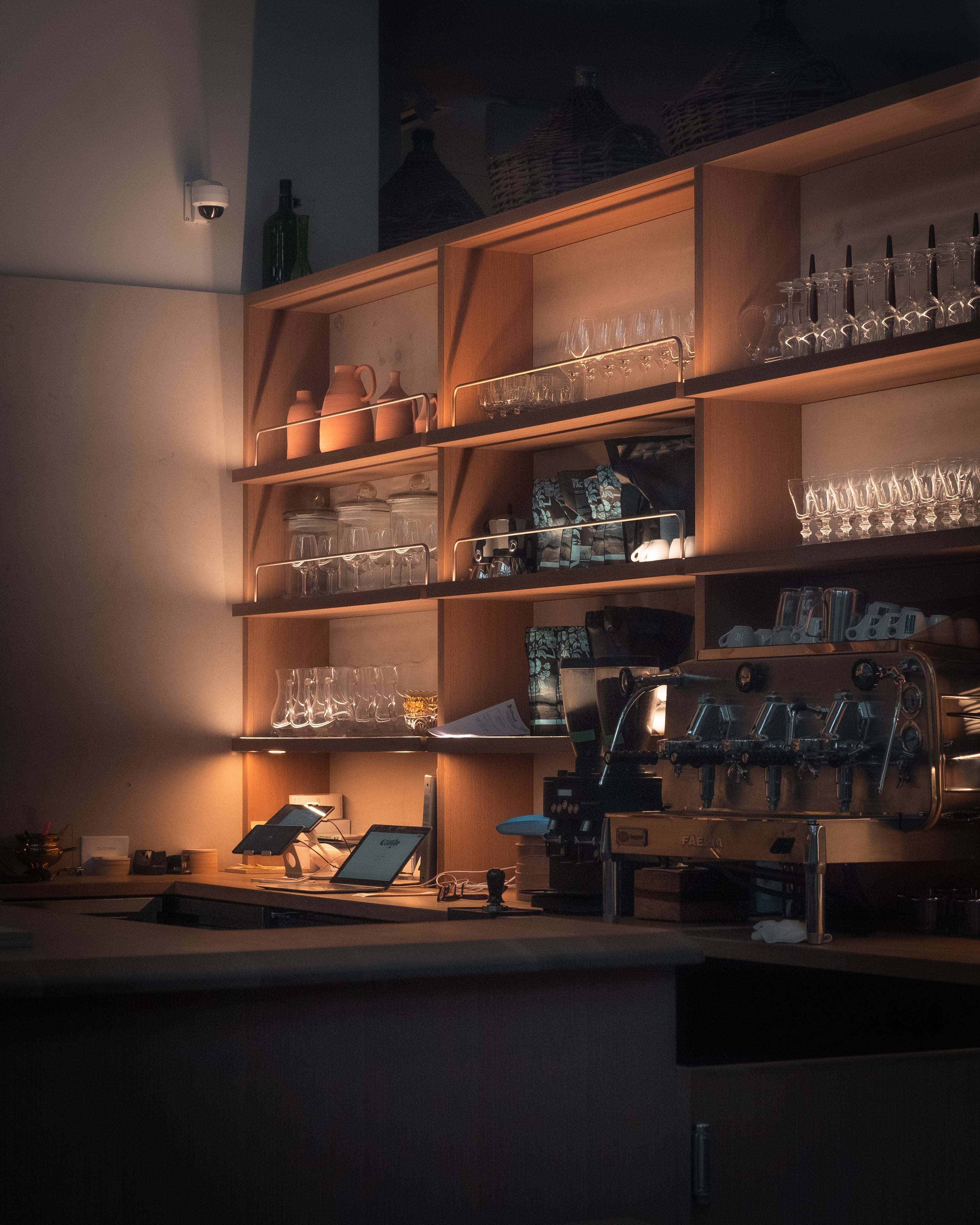 Innenausstattung eines Restaurants nach Geschäftsschluss