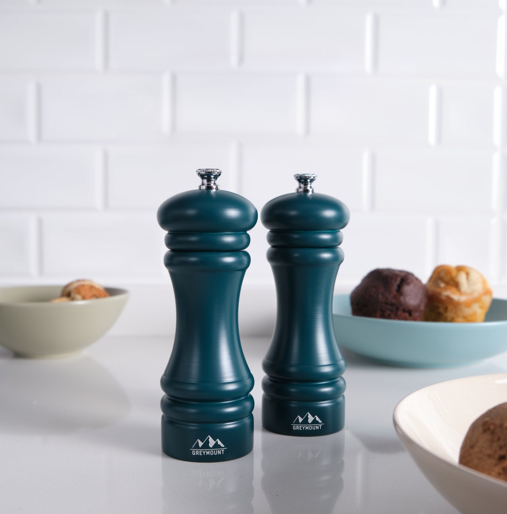 FUJI - Salz- und Pfeffermühle Set (Midnight Green, 17 cm) - Geschenkverpackt - Greymount